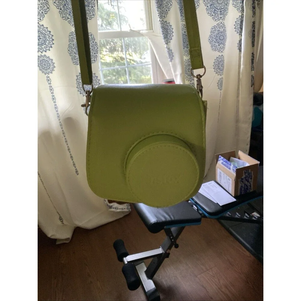 Case And Camera Instax Mini 11 Doesnt Have Photo Sheets In It